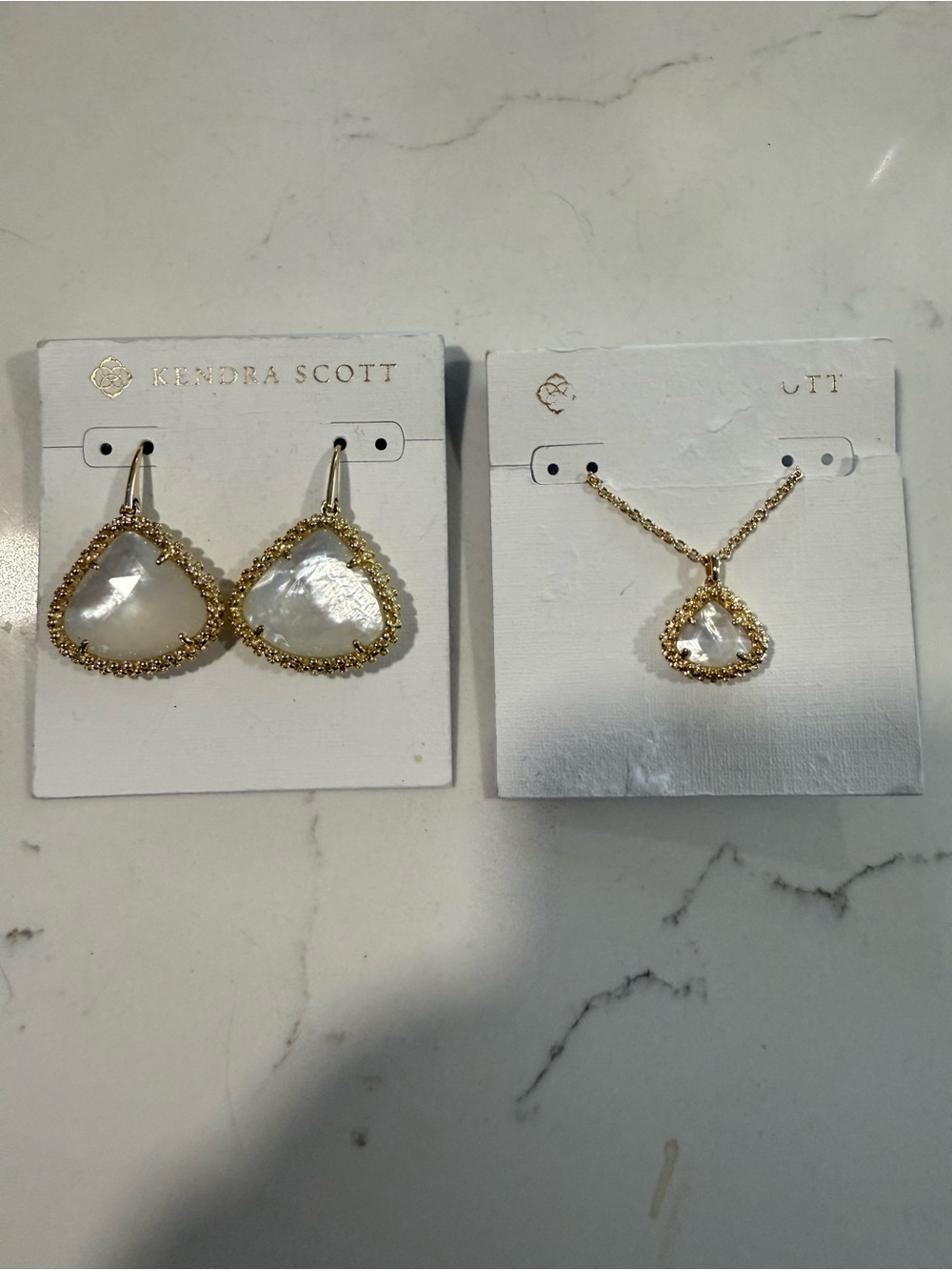 Kendra Scott GOLD / MOP KENDALL necklace & earrings set